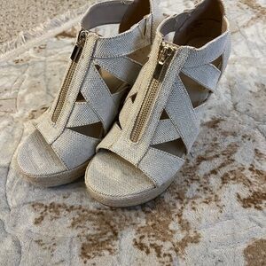 Elegant Cream Wedge Sandals